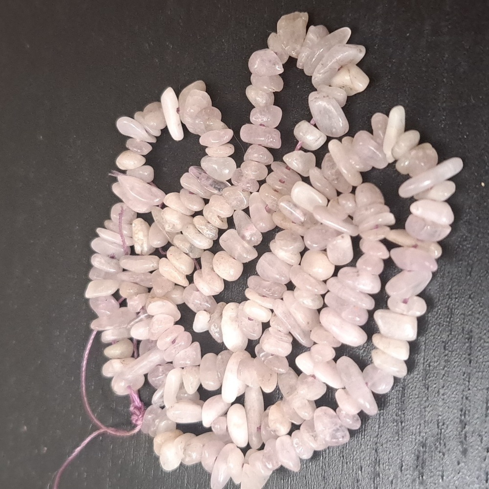 String of polished Kunzite gemstone chips
